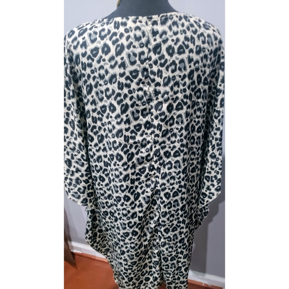 Blouse - Picture 2 of 5